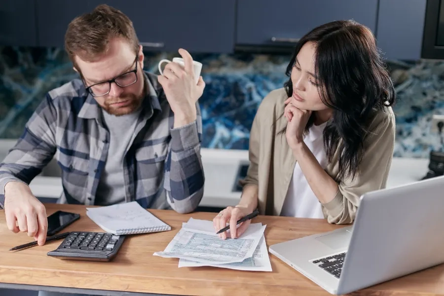 clinic-agent-talking-with-attorney-to-discuss-things-regarding-medical-bill-dispute